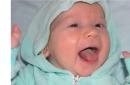 Почему появился белый налёт на языке у новорождённого при грудном вскармливании